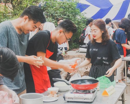 Đăng ký khóa học nấu ăn gia đình vào cuối tuần tại Ezcooking