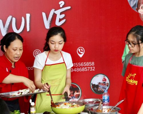 LỊCH KHAI GIẢNG LỚP DẠY TRẺ VÀO BẾP CUỐI TUẦN NGÀY 11/7 -🌻 1.900.000 đ/khóa