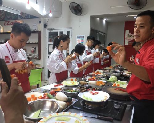 KHAI GIẢNG KHÓA ĐẦU BẾP CHUYÊN NGHIỆP KHÓA 133 THÁNG 7 - 18H NGÀY 22/7 