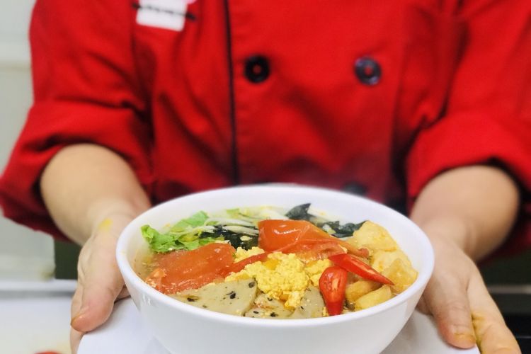 Học kinh doanh mở quán chuyên BÁNH MỲ- BÚN RIÊU CHAY. 