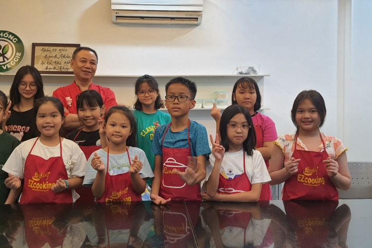 Lớp Start To Cook - Dạy Trẻ Nấu Ăn 